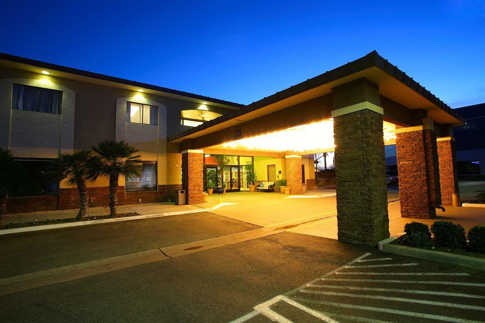 Hotel D'Lins Ontario Airport Exteriör bild
